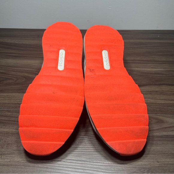 Adidas Womens Retrorun EH1858 White Casual Shoes Sneakers Size  11 - Picture 9 of 9